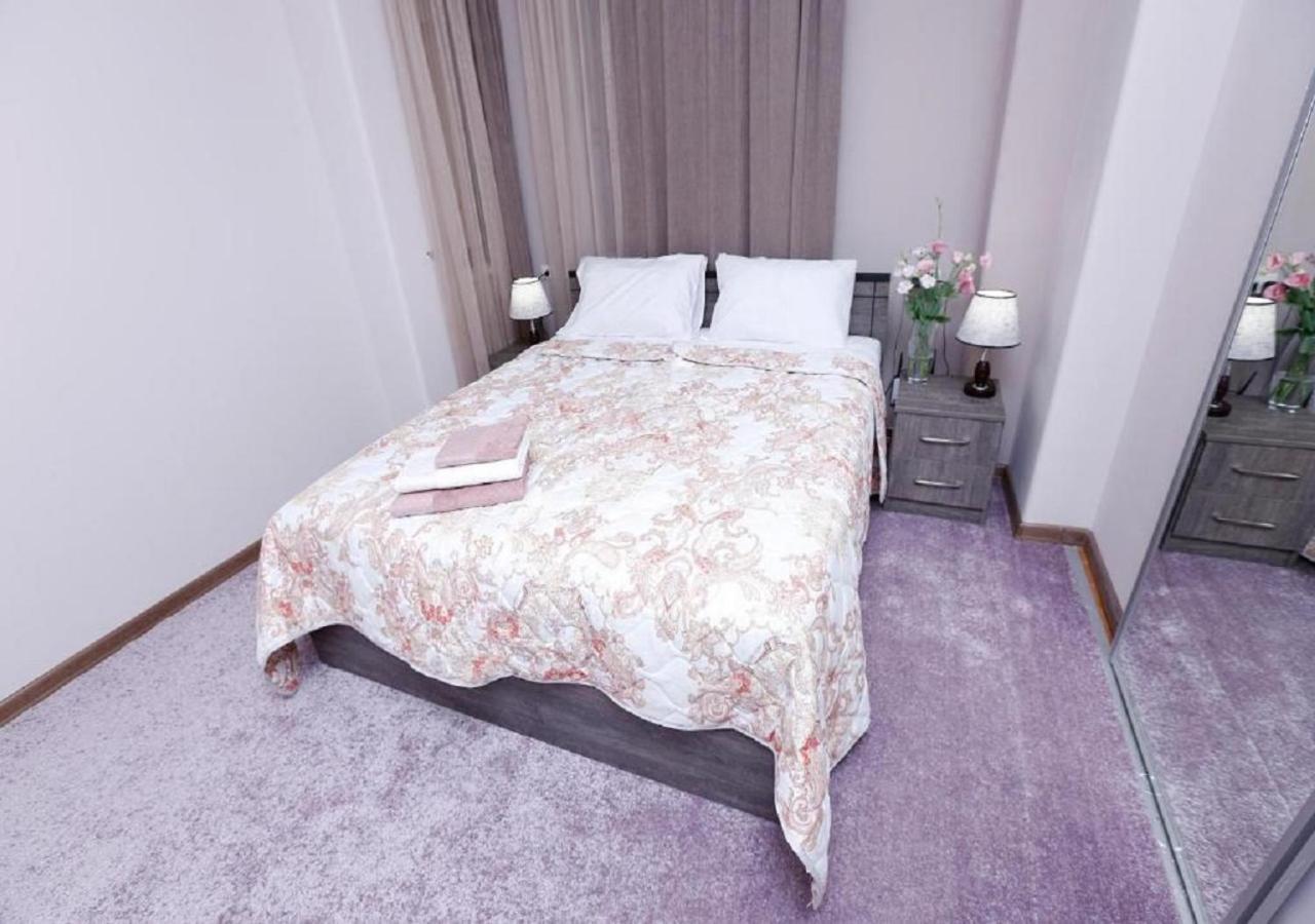 Yard Guesthouse Ереван Екстериор снимка